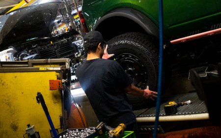 Ford and G.M. Face a Dilemma as China Excels in Electric Vehicles