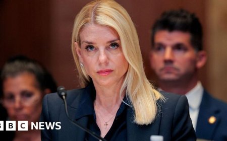 US Congress votes to summon Attorney General Bondi in Epstein case