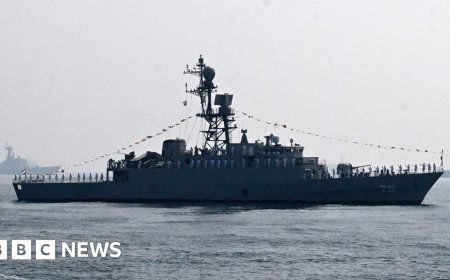 US sub sinks Iranian warship in Indian Ocean, Hegseth says