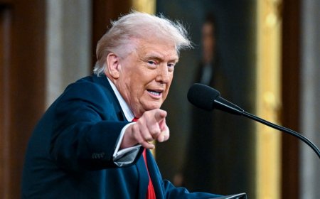 Republicans Block War Powers Resolution in Senate