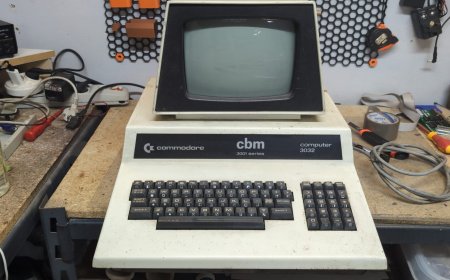 Restoring a Commodore PET 3032 in Rough Condition