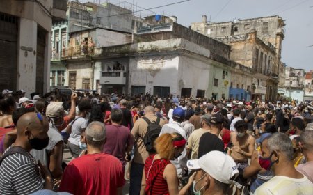 Cuba Is Crumbling