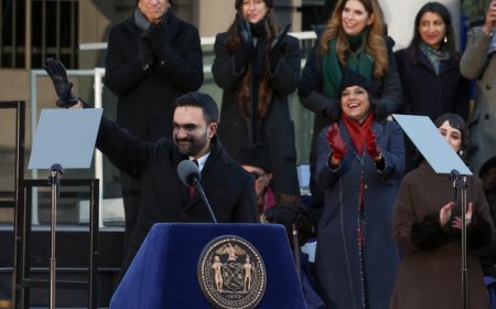 Jihadis Literally at the Door and All Progs Can Worry About Is the White Guy on the Sidewalk