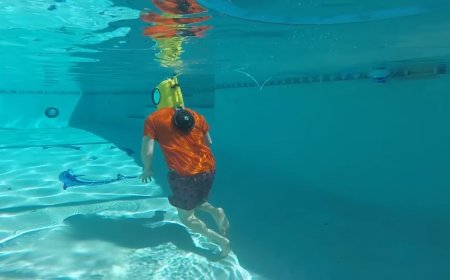 Printing an Underwater Diving Helmet With Floating Air Supply