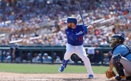 Major League Baseball signs prediction markets pacts with CFTC, Polymarket