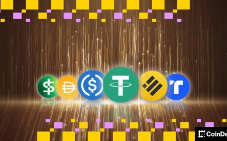 Capital is shifting into digital dollars as bitcoin wilts