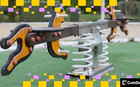 Crypto market steadies as derivatives signal caution, macro pressure builds