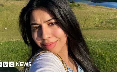 I walked down aisle by myself on my wedding day after rare cancer diagnosis