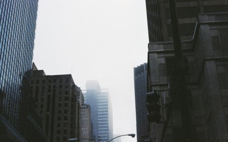 Bitcoin demand falters as 'real' interest rates surge