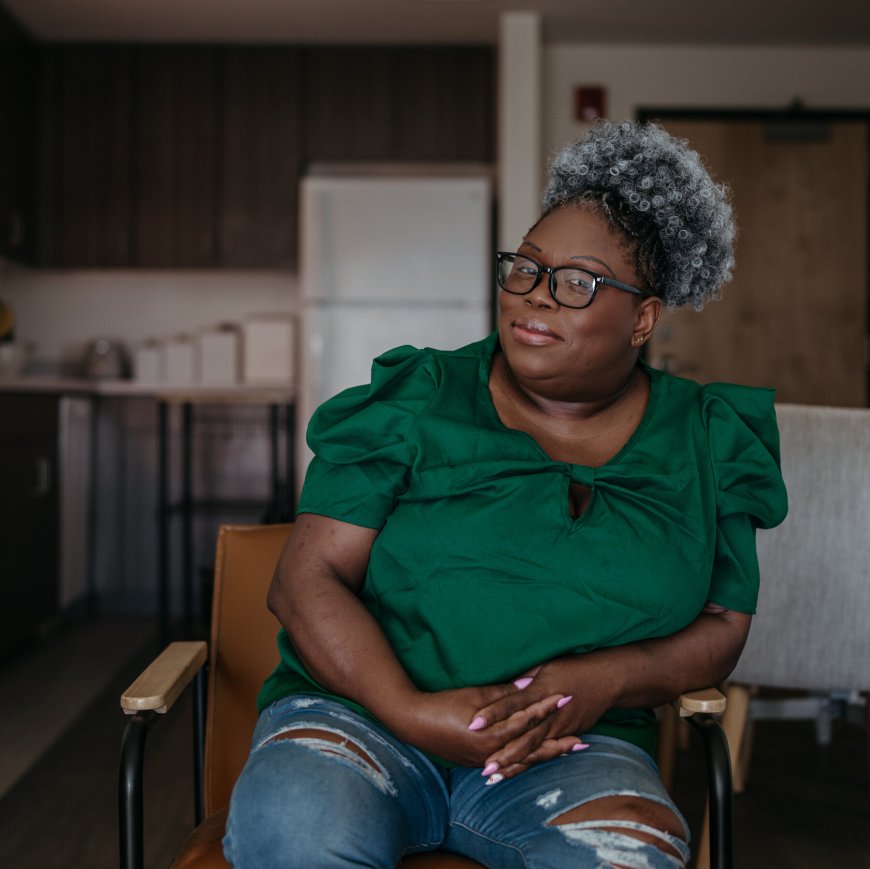 A Chicago Building Gives Blind Tenants Newfound Independence