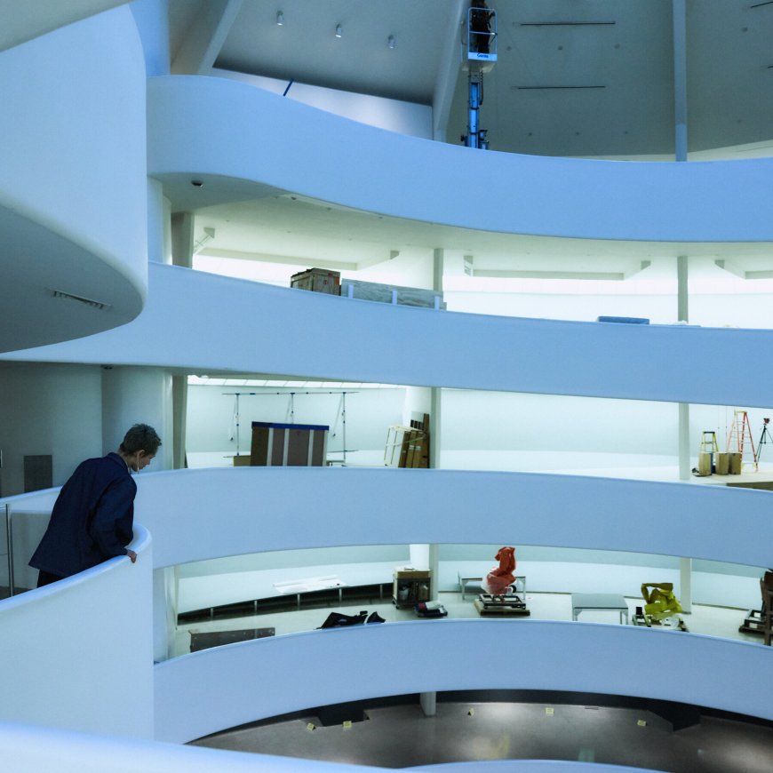 With Bends, Crinkles and a Cool Decor Makeover, Carol Bove Takes the Guggenheim