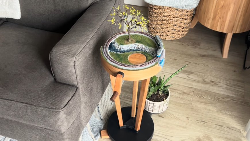 Railway End Table Powered By Hand Crank