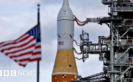 When is Nasa's Moon mission launch and what will Artemis do?