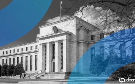 Fed's Barr Says Stablecoins Need Tighter Controls to Fight Money Laundering