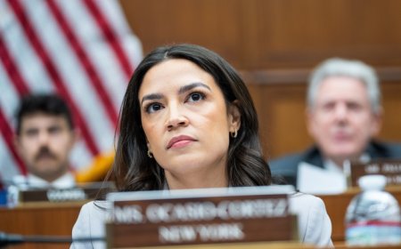 AOC to Democrat Socialists: I Oppose Funding For Israel's Defensive Systems, Too