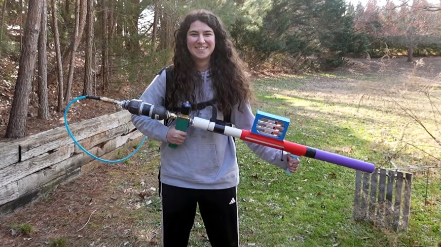 Emergency Bolt-Action Launcher for EpiPens