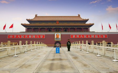 Bitcoin holds below $81,000 with Trump-Xi talks on the horizon