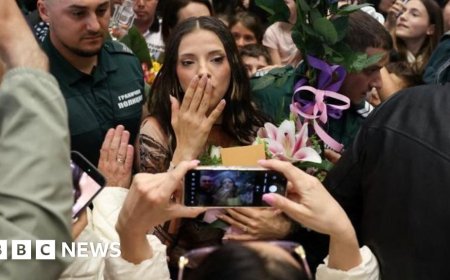 Eurovision winner Dara arrives to screaming fans in Bulgaria