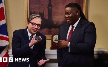 Saturday Night Live UK has (mostly) won over a sceptical crowd