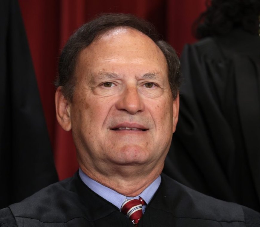 Roberts Court Tosses GOP One More Midterm Gift