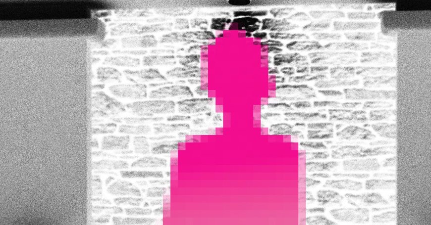 OnlyFans’ First-Gen Creators Are Retiring—and Some Are Begging You to Forget They Exist